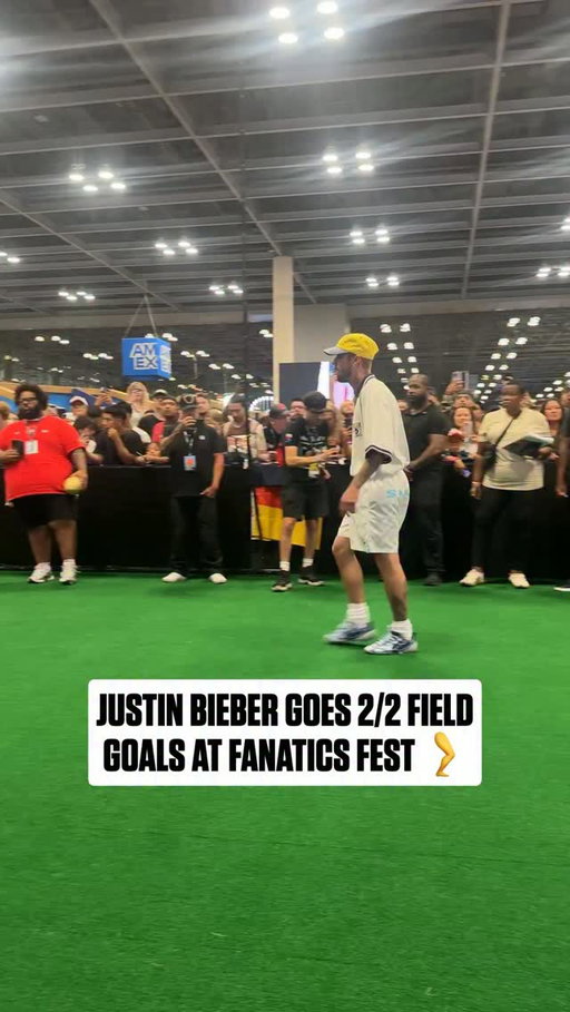 What can’t he do? 🔥 @lilbieber