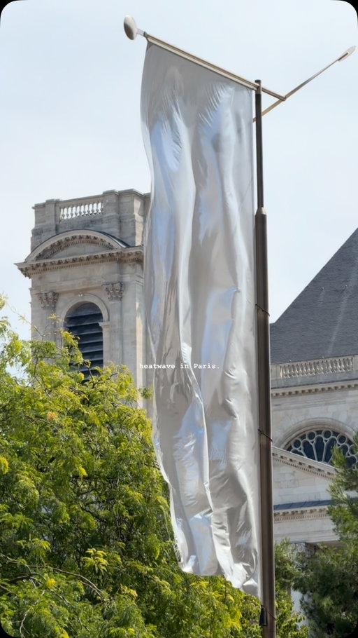 seeking cold air in tea cellars and museums 🤎 #paris #art #aesthetics #boursedecommerce