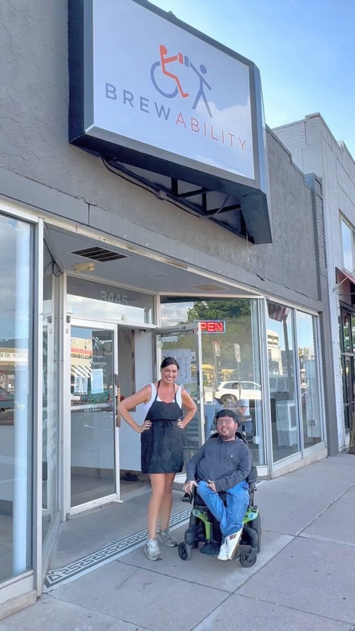 Well, I found my new favorite restaurant on planet earth - @brew_ability!! This is right outside of Denver, Colorado and it’s AMAZING to see a place that cares so much about accessibility. 👏 

@visitcolorado #visitcolorado #wheelchairtravel #wheelchairlife #accessibletravel #accessibilityforall