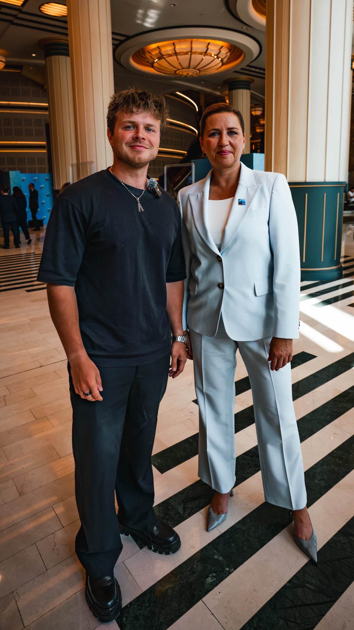 What I asked the Danish Prime Minister 🇩🇰

What world leader should I interview next? 🗺️ 

#careerladder #careeradvice #interesting #nato #denmark