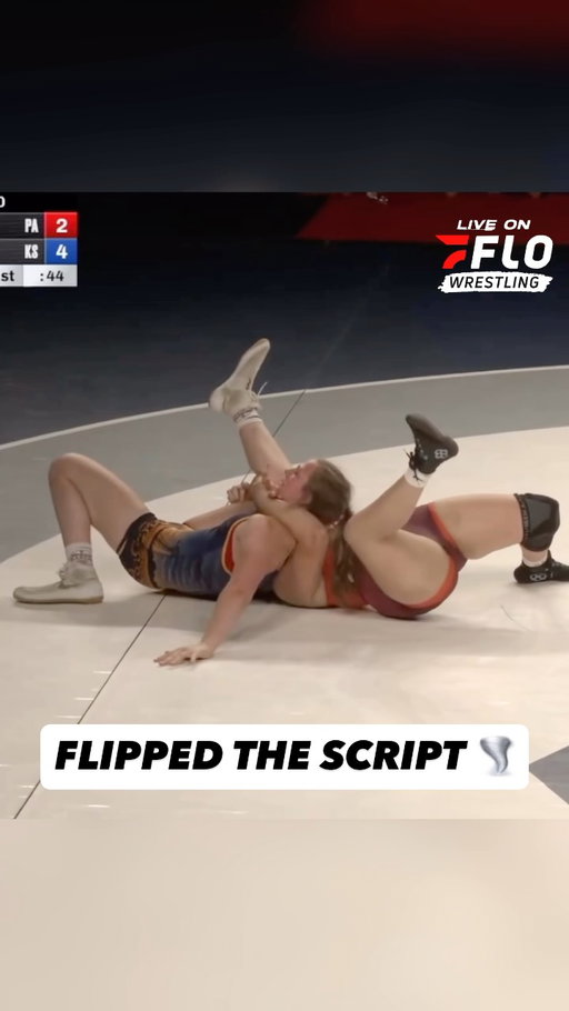 Kaylee Thompson of Kansas countered a cradle for a FALL in the #fargo finals!