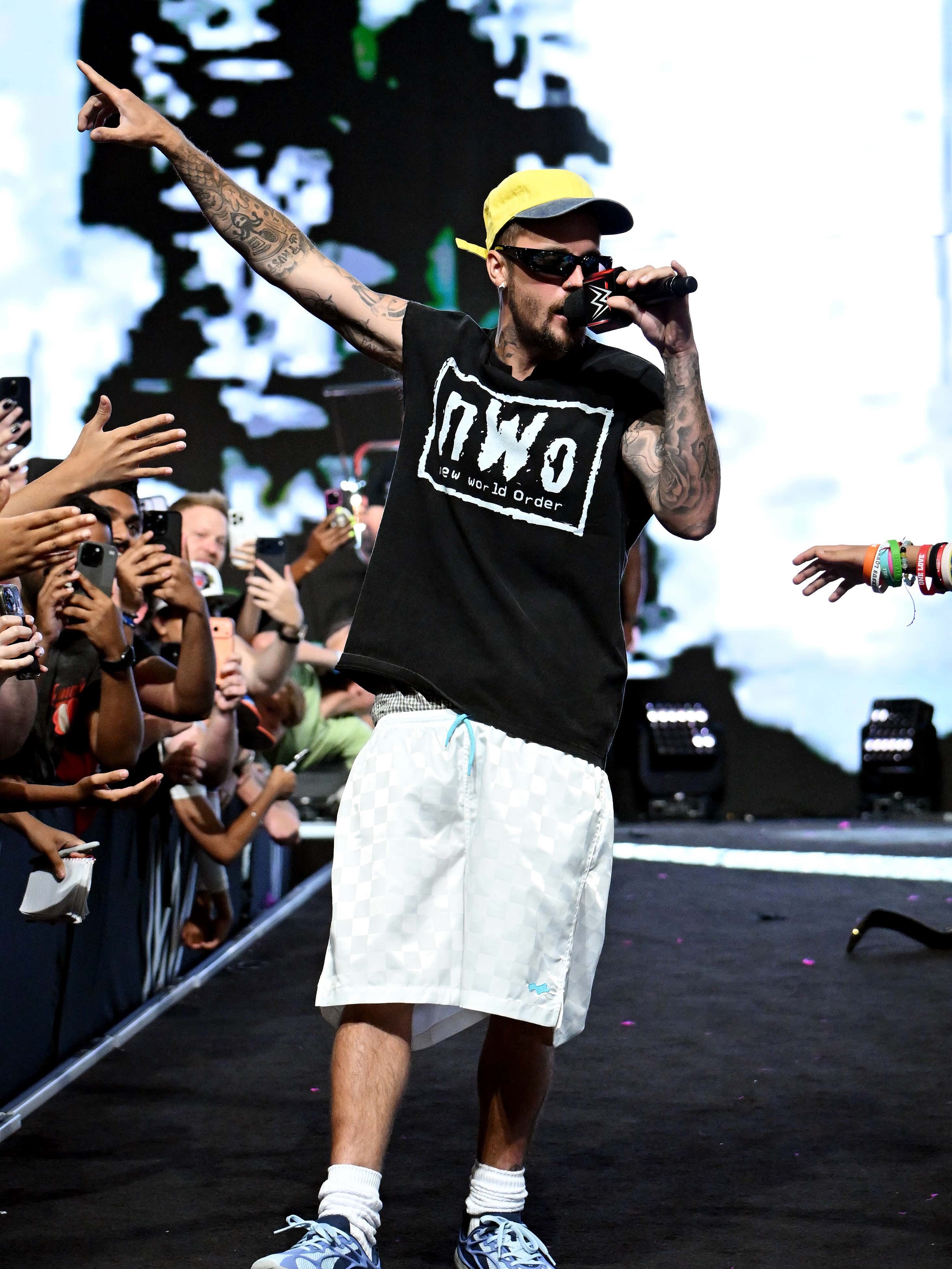 Justin Bieber took over Fanatics Fest today in NYC 🫶