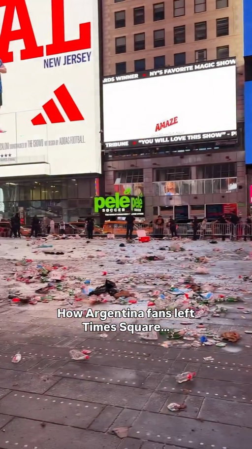 After a full day of partying in Times Square, this is how Argentina fans left it🗑️🇦🇷

#argentina #worldcup #newyork #spain #fifaworldcup