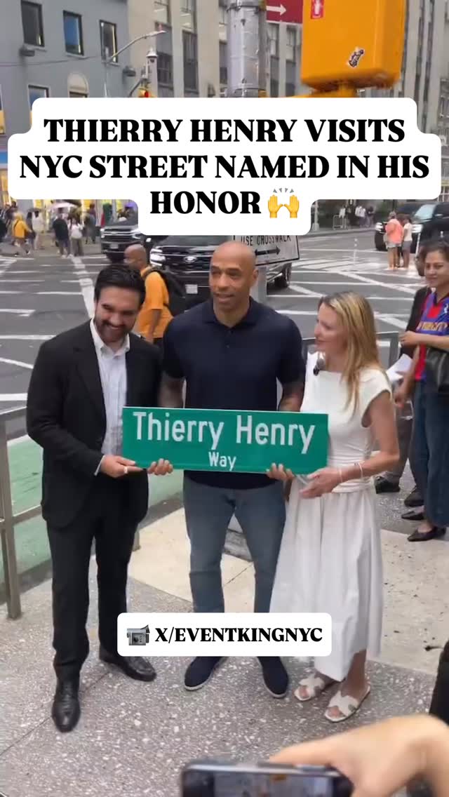 Thierry Henry visited the intersection of 50th Street and Sixth Avenue in New York City, which was re-named ‘Thierry Henry Way’ in his honor for the World Cup. He was joined by New York City mayor and Arsenal fan Zohran Mamdani, too 🗽

📹 @eventkingnyc