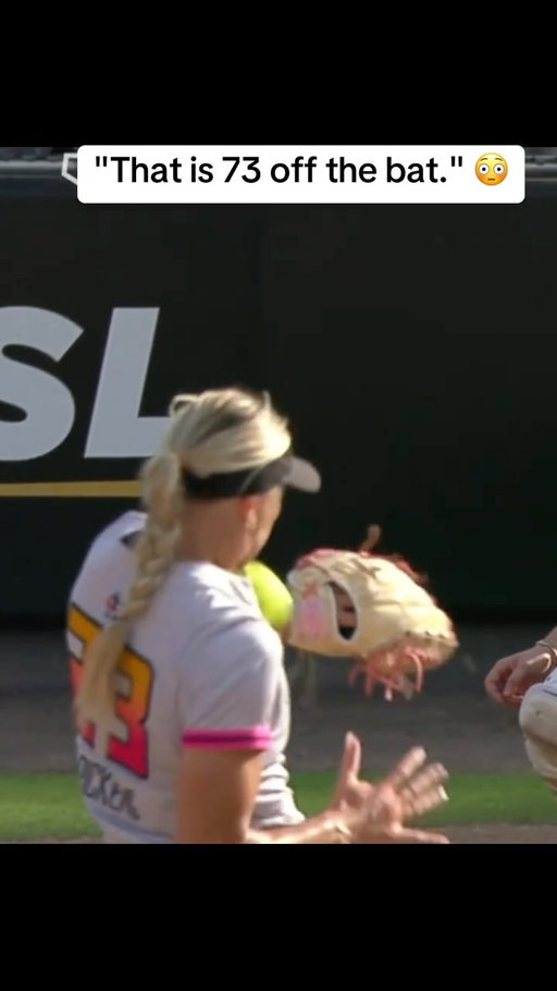 Karlyn Pickens BUILT TOUGH 😤 She stayed on the mound after taking a comebacker to the chin.