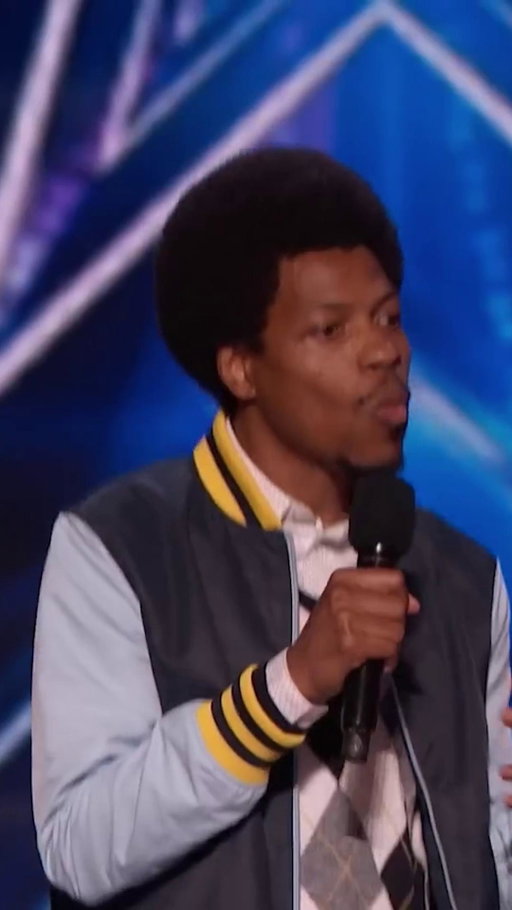 Steal department.

@mikeewinfield | Sunday, August 2
Seen on America's Got Talent, The Office, and The Late Show with David Letterman.

Ticket link in bio.

#MikeEWinfield #ChicagoImprov #ChicagoComedy #StandUpLive #ComedyNight