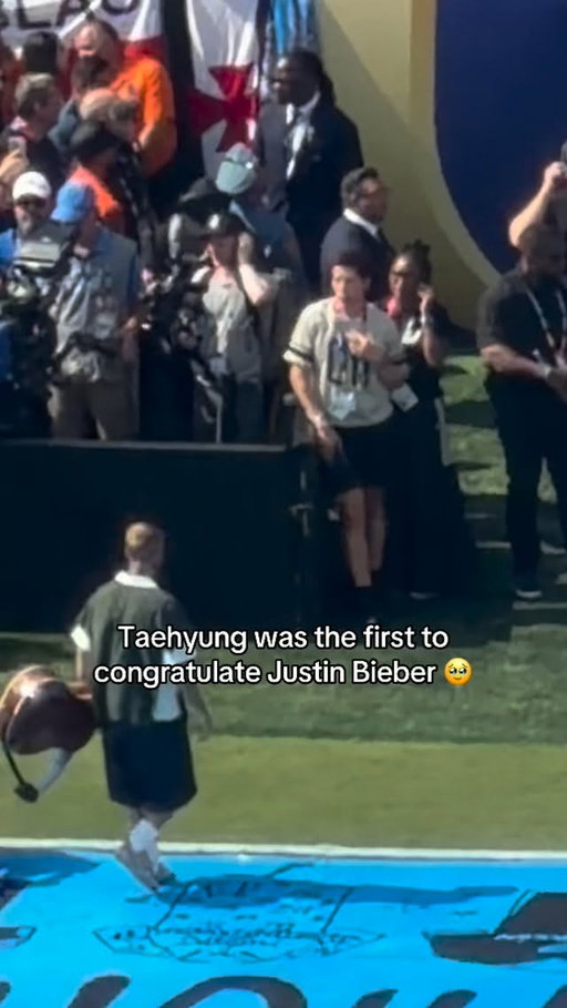 justin bieber & BTS, hallelujah

@lilbieber @thv 

#justinbieber #bts #taehyung #army