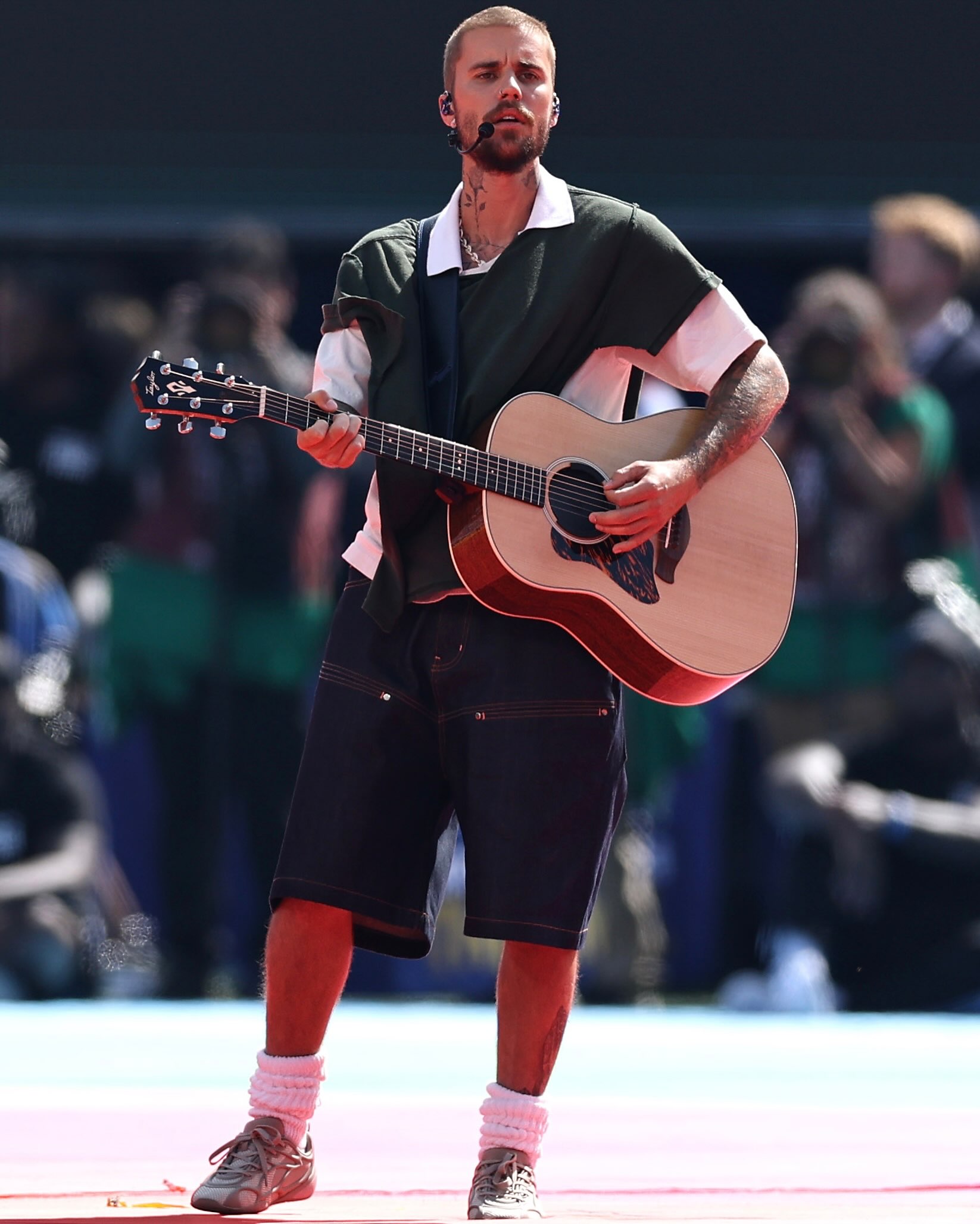 In the wise words of #JustinBieber, “It’s the #WorldCup hallelujah!” The first #FIFAWorldCup halftime show just happened with stars like @lilbieber, #Shakira, #BTS, @madonna, and @burnaboygram taking the stage. Truly iconic if you ask me!

📷: @gettyimages