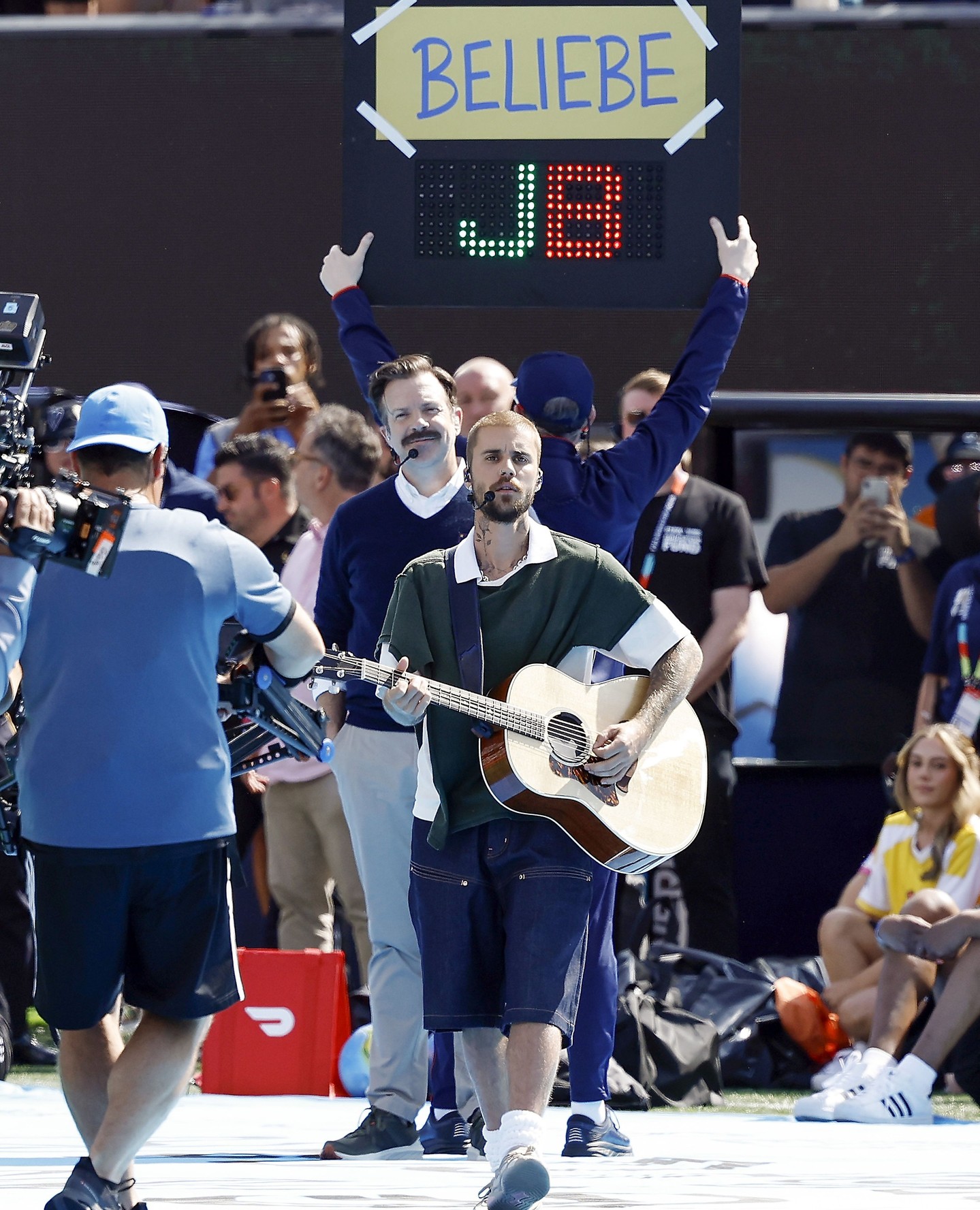 BELIEBE 💜 Ted Lasso and Coach Beard pulled up to the FIFA World Cup finals to hype up Justin Bieber ahead of his halftime show performance.⁠
⁠
Photos: Getty Images, Everett Collection