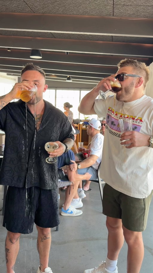 The beer drinking marathon has begun 😂🍻