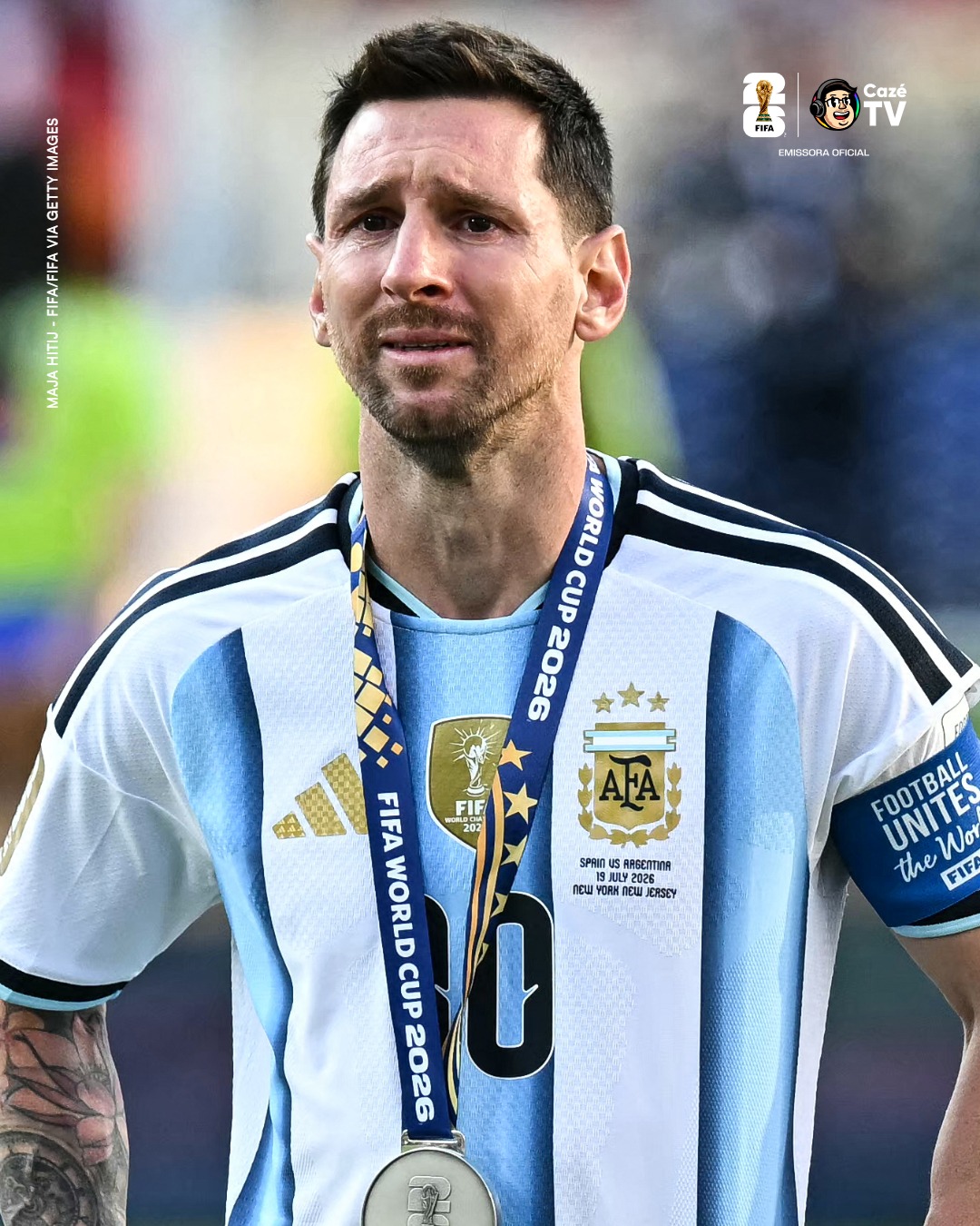 O choro de quem deu tudo pelo seu país e pela sua seleção. E também pelo futebol... Torcemos contra, mas é impossível ficar indiferente a essa imagem. O eterno Lionel Messi. Lenda viva. E ainda não acabou... 👽🐐

#CoberturaCazéTV #CopaNaCazéTV #Messi #cztv08 #cztv16