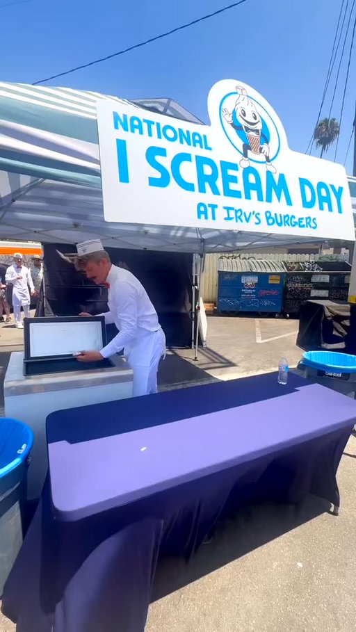 The I-Scream carnival @irvsburgers yesterday was a huge scoop-fest! Serving up a murderous I-SCREAM CHILL(I) CHEESE COMBO, carnival games and a surprise from @EliRoth - thanks to everyone who came out and screamed with us. Ice Cream Man hits theaters August 7 👀 

Tickets are on sale now at the link in our bio

#IScreamDay #IceCreamManMovie