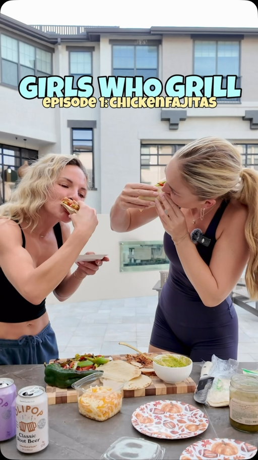 GIRLS WHO GRILL!!
episode 1: chicken fajitas

chicken seasoning:
- lime juice
- little bit of olive oil
- salt, pepper, cumin, paprika, garlic powder, oregano, chili powder
- marinade for 3 hours

homemade guac:
- avocado, lime juice, salt & pepper

grill chicken at 4000 for roughly 5-6 minutes each side. internal temperature should be 165°

assemble with your favorite fixings!

we’ll be back next week! let us know what you want to see next!!! 

@sarthomp23 
#grilling #girlswhogirll #grillwithus