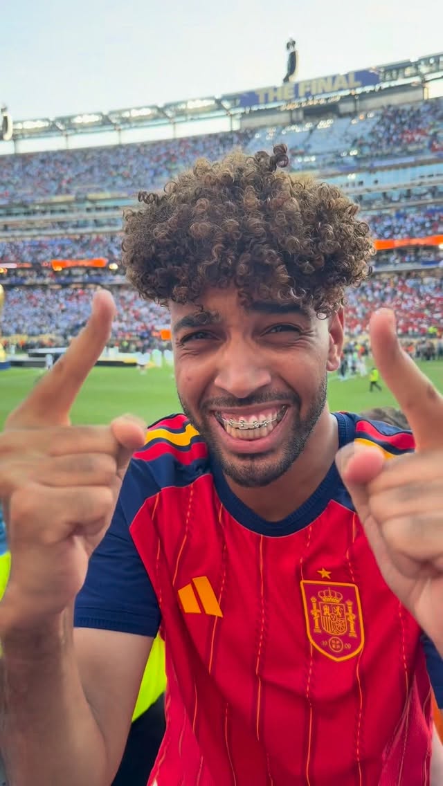 wtf Lamine Yamal just recorded this on my phone to celebrate winning the world cup 😂
