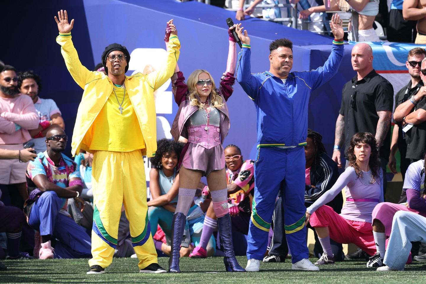 The first-ever official World Cup halftime show is in the books. Watch the 11-minute show featuring Madonna, BTS, Shakira, Burna Boy, Coldplay’s Chris Martin, Justin Bieber, the Muppets, and more at the link in bio.

📷 Getty Images