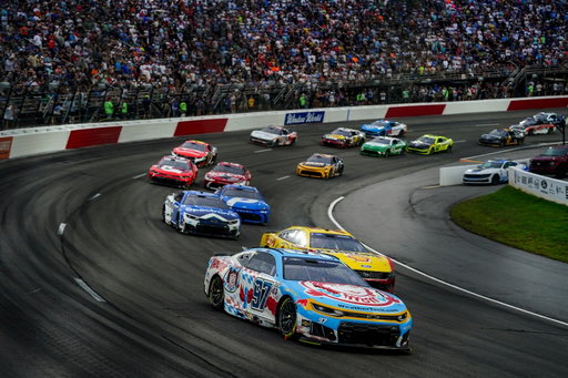 Awesome night, P5 at North Wilkesboro! Pretty cool to get the lead but just wasn’t good enough on the long run. Had a lot of fun and everyone on the @wendys and @teamtrackhouse team did a great job, was a good points race which is what we needed 😀