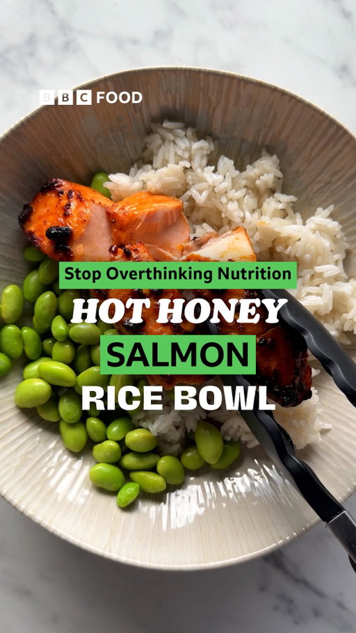 This honey chilli crisp sauce understood the assignment 😮‍💨🍯
 
@emmapetersen’s charred, sticky salmon bowl is giving protein-packed perfection in 30 mins - top tier weeknight dinner 💥
 
Follow @bbcfood for more high protein meals
 
Find the recipe through the link in our bio or search for ‘hot honey salmon and rice bowl’ on bbc.co.uk/food
 
#highprotein