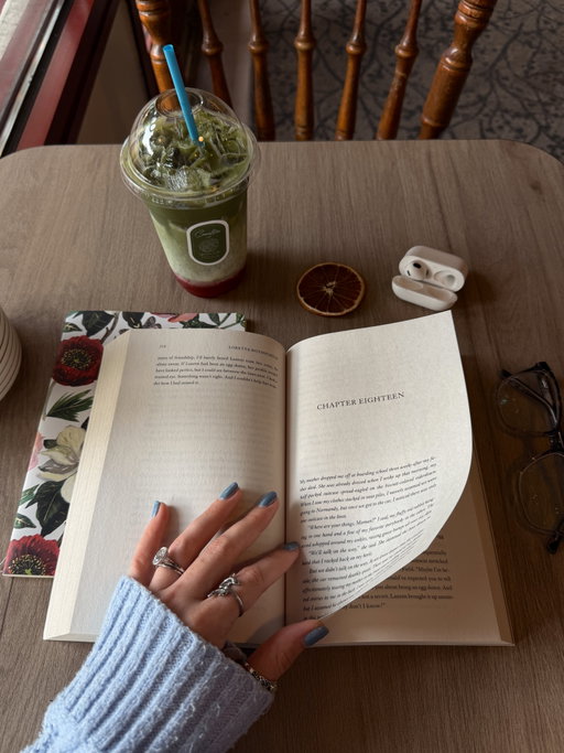 Just a girl who loves her matcha, her music, & her mellow mornings spent reading not so mellow books 📖🎧🍵🍓

Spent a slow monday morning sipping the perfect strawberry matcha & finishing Finding Grace (definitely recommend if you want something unique & gripping), before running errands & packing to go visit my irl book bestie at the beach 🐚 🌊

Currently trying to decide what books to pack & I have my eye on Spectacular Things, Next Time will be Our Turn, Habits of the Sea, Normal People, and The Lake Club — although knowing me I’ll probably bring all of them *just in case* 😂 lmk if you have any other good beach recs 🙏🏻 

Tbh, I’ve been feeling a little creatively burnt out (or maybe like I’ve been putting too much creative pressure on myself), so I’m hoping a few days with my favorite Taurus and the ocean will both ground & reinspire me 🌊

I hope your week is off to an easy start & that the next book you pick up is 5🌟

#readingupdate #readeraesthetic #bookishaesthetic #currentreads #litfic