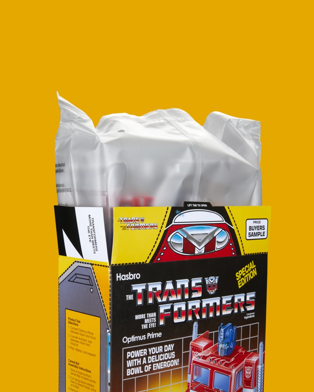 ⚡️ We’re bringing it back to 1986 with our 2026 Transformers SDCC Exclusives!
 
Optimus Prime & Autobot Jazz Cereal Box Set and Autobot Blaster & KP Glit, KP Sundor, KP Rosanna Set, available only at San Diego Comic Con.

See you there!