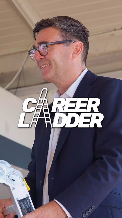 Ep. 623 - Career Ladder 🪜 Guessing the Prime Minister’s first job 🇬🇧

#careerladder #careeradvice #unitedkingdom #jobs #education