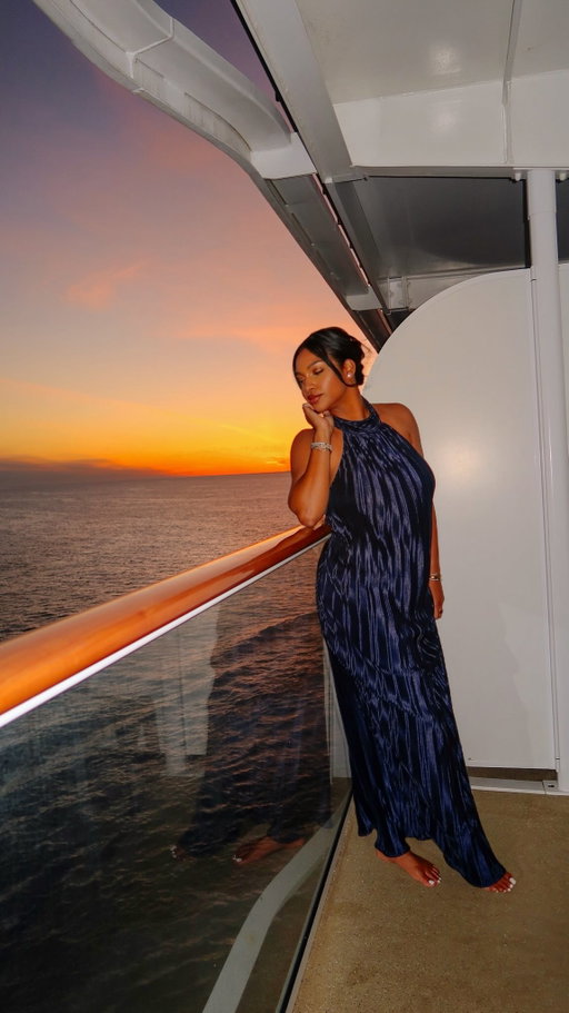 What I wore on my 7 day Alaska cruise 🛳️🏔️ Easy, comfortable Alaska cruise outfits that kept me warm without overpacking!

Comment OUTFIT and I’ll send you links to everything I wore!

#alaskacruise #whatiwore #alaska #vacationoutfitideas #cruisevacation 

Alaska cruise outfits | what to wear on an Alaska cruise |Alaska cruise packing | cruise outfit ideas | Alaska cruise style | Norwegian encore