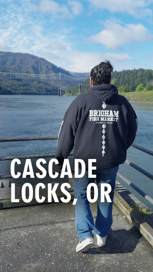 Salmon has been fished by indigenous people in Oregon for at least 15,000 years. But Treaty laws and overfishing threaten that.

📍 Brigham Fish Market (@brighamfishmarket) 
681 Wa Na Pa St, Cascade Locks, OR 97014

Follow me for more stories about people and food. ❤️