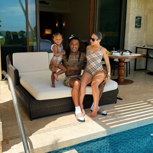 Making memories🌴🫶🏽✨