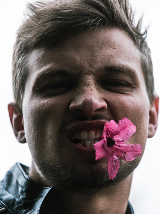Eatin flowers 🌸🌷

📸 @retosterchi