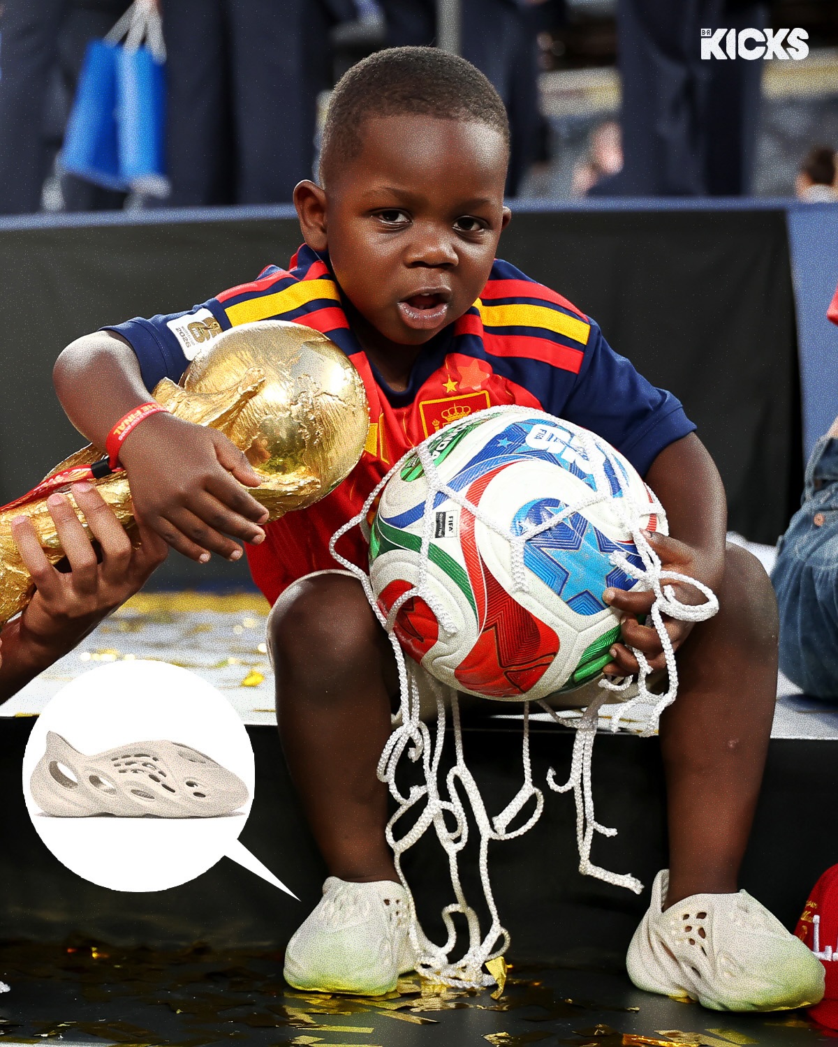 Spain might’ve won the World Cup, but Lamine Yamal’s little brother Keyne stole the spotlight in his “Bone” Yeezy Foam Runners 🔥