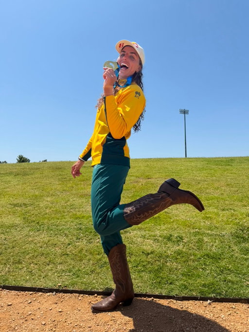 🥇 world champion in the KX time trial today 🥹 
Had to wear the cowboy boots on the podium - when in Oklahoma 🤠