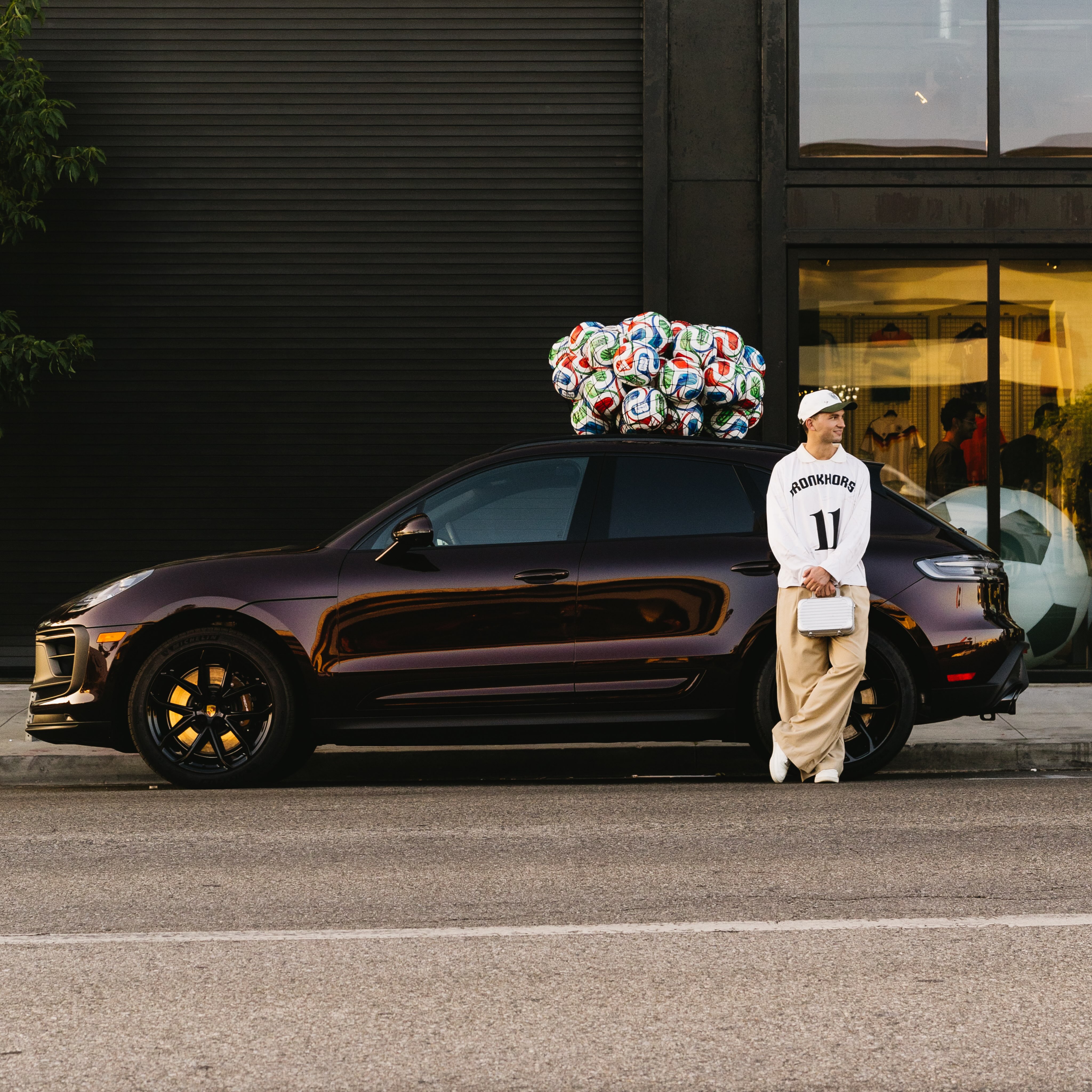 I couldn’t have asked for a better partner for my first major exhibition in the United States than @porscheusa

They supplied us with two cars, a Macan GTS with a few soccer balls on the roof that mimicked my ‘Soccer Mom’ artwork and welcomed all visitors to my ‘Big Balls’ exhibition.

We also had an all electric Macan Turbo to explore Los Angeles in. Probably my favourite car currently 🖤

This made the exhibition and our stay in LA such a pleasure and pretty unforgettable too. Big big thank you @porscheusa 🫶🏼