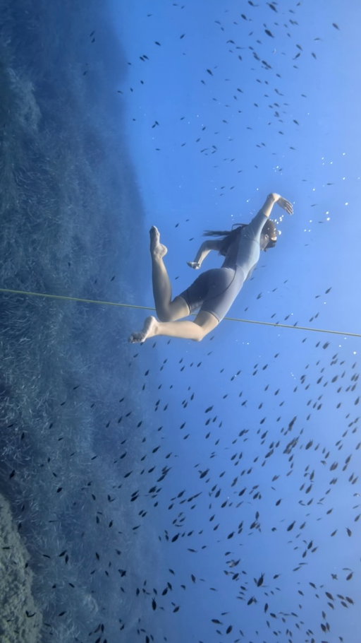 Intro course is a wrap! Although no one really seemed like they needed an intro, only space to practice. #projectlimb #underwaterdance #dance #freediving #sicily
