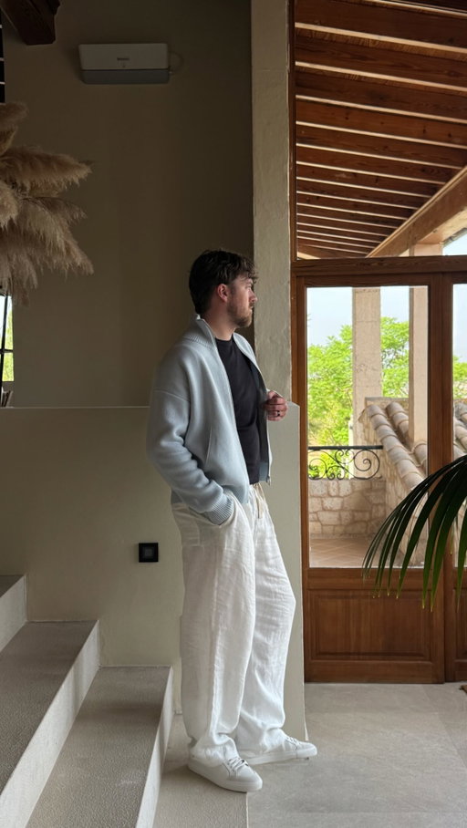AD - Mediterranean mood with @axelarigato 
.
.
.
#axelarigato #mensstyle #mensfashion #summeroutfits #mensshoes