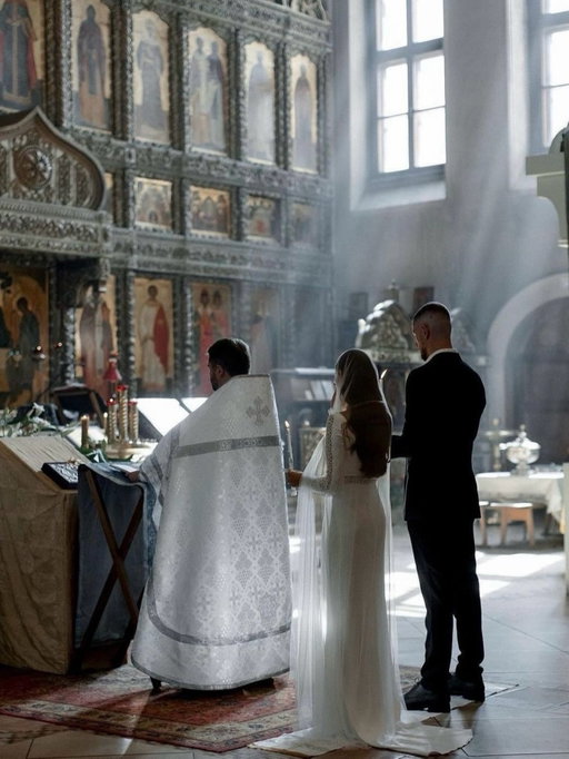 “Remind one another that nothing in life is to be feared, except offending God. If your marriage is like this, your perfection will rival the holiest of monks.”
― Saint John Chrysostom ☦️