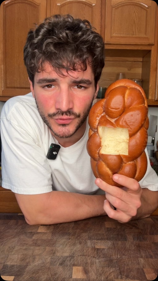Not sure how I went from watermelon to challah but what can I say, I’m a raging Jew! Should note that the loaf of challah was frozen beforehand. Can’t believe this worked and really cant believe how good it was. Worth a try if you’re willing to absolutely violate a loaf of challah. I love you 🫶