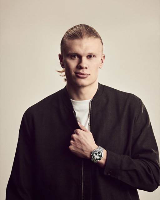 A World Cup to remember, a 26th birthday to celebrate. It’s been quite a month for @erling.
Happy birthday, Erling. #HappyHaalanday