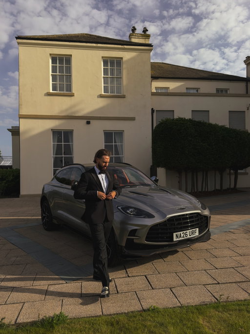 Black tie summer

—-
@astonmartinnewcastle 
@seahamhall
