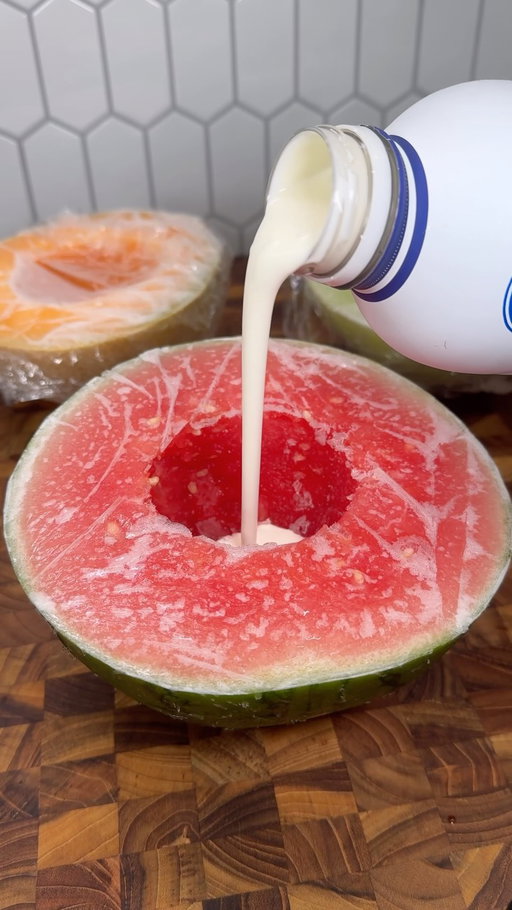 Watermelon ice cream 🍉🍨 #satisfying #recipe #lifehack