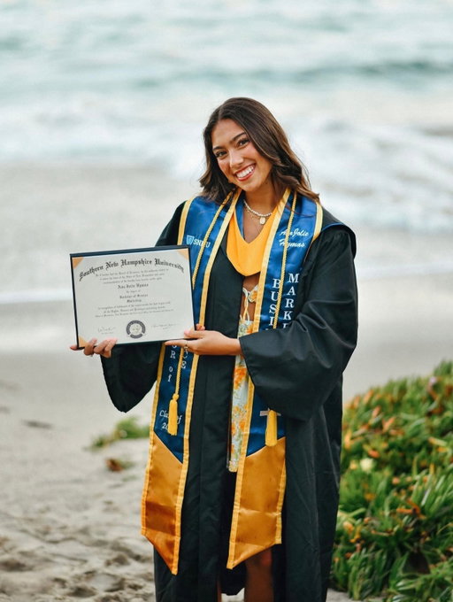 Ava made waves 🌊 earning her B.S. in Business Marketing at just 19!