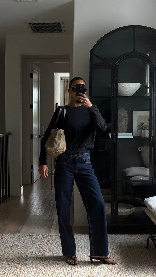 @haileybieber x @gap try-on haul So impressed with the fits and washes on these. Wearing the 90s Low Rise and the Extra Baggy in two different washes.
