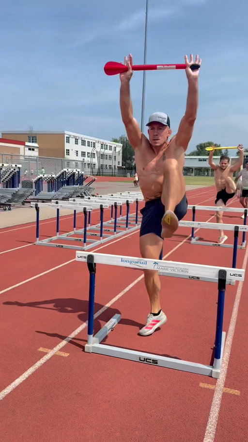 Working on mobility, plyometrics, and reaction time. 💥