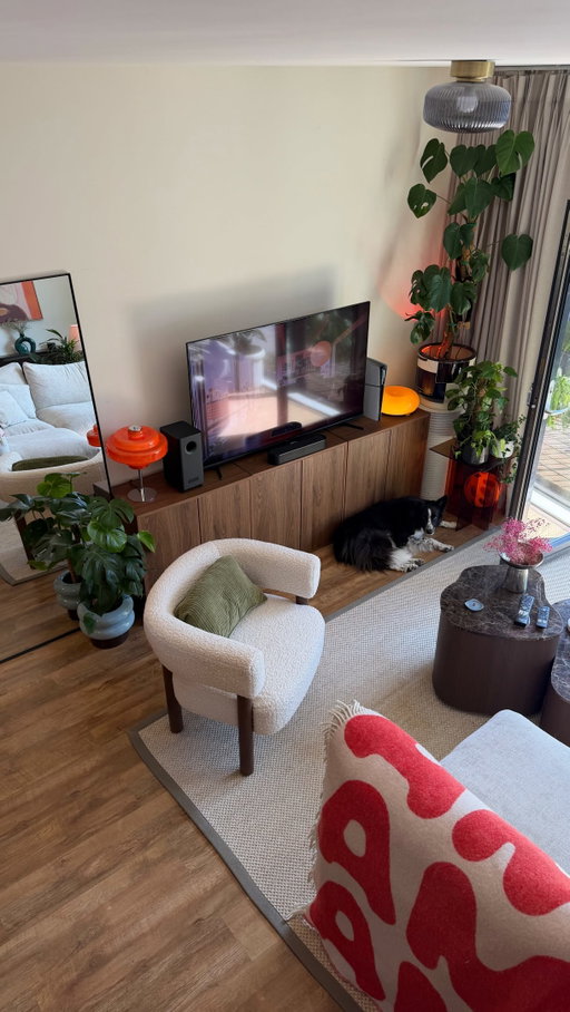 your weekly reminder to not rush the process of designing your dream home 🧡🏡

#homedecor #apartmentinspo #apartmentdecor #midcenturymodern #midcenturymodernhome