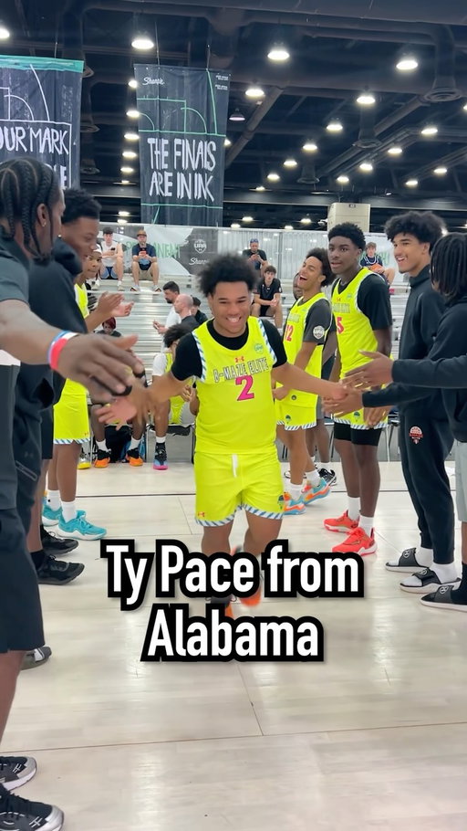 High School Jalen Brunson 👀 @iam_ty_pace @5.star._lj @uanextboyshoops @b.mazeelite2028