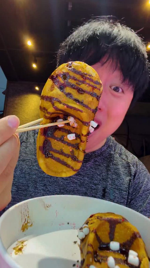 Everything I ate at Raohe Night Market in Taiwan! 🍖🍜🍤🍦#raohenightmarket #nightmarket #streetfood #taiwan #taipei