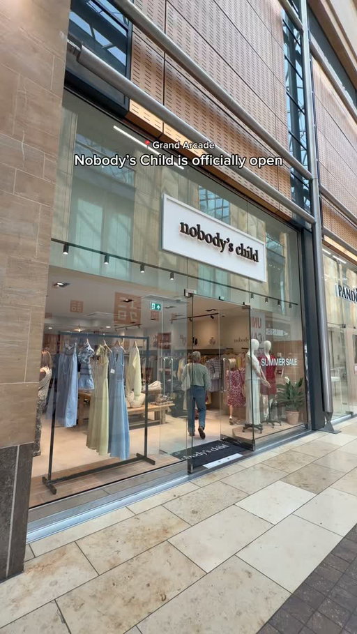 We knew they'd fit right in. Nobody's Child has officially arrived at Grand Arcade! 🤍
ㅤ
Join @nobodyschild this Friday 24th July for an opening event filled with beautiful blooms, local treats and a little fizz to start the day.
ㅤ
They’ve teamed up with our friends at @what_the_fleur and @cambridgeluxurybakes to make it one to remember.

Arrive early and enjoy a complimentary Buck’s Fizz from 9–10am for the first customers through the door.

Nobody’s Club members, old and new, can also enjoy:
💐 The first 50 customers spending £50 or more will receive a hand-tied posy from nearby florist, @what_the_fleur
🧁 The first 100 customers will also receive a delicious brownie with every purchase, freshly made by local favourites @cambridgeluxurybakes

T&Cs apply: One day only. While stocks last.
ㅤ
#nobodyschild #cambridgestyle #newopening