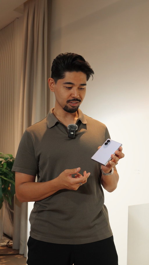 I got a sneak peek at the new Samsung Galaxy Z Fold8, and the first thing I noticed? The new passport-style design! ✈️

It feels more natural in your hand when it’s closed, then opens into a massive display that’s perfect for planning trips, reviewing photos, editing content, and answering emails

I’m heading to Korea and Japan soon and this is exactly the kind of device I want in my bag. One device to shoot, edit, plan, and share my entire trip.

I have a feeling this is going to become my new travel essential!

#SamsungCanada #GalaxyZFold8 #GalaxyAI #GalaxyUnpacked #TeamGalaxy