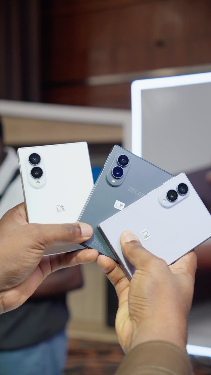 @samsung_nigeria Galaxy Fold 8 & Fold 8 Ultra Specs and Features.

#Galaxyunpacked 
#samsunggalaxyFold8 
#samsunggalaxyFold8ultra