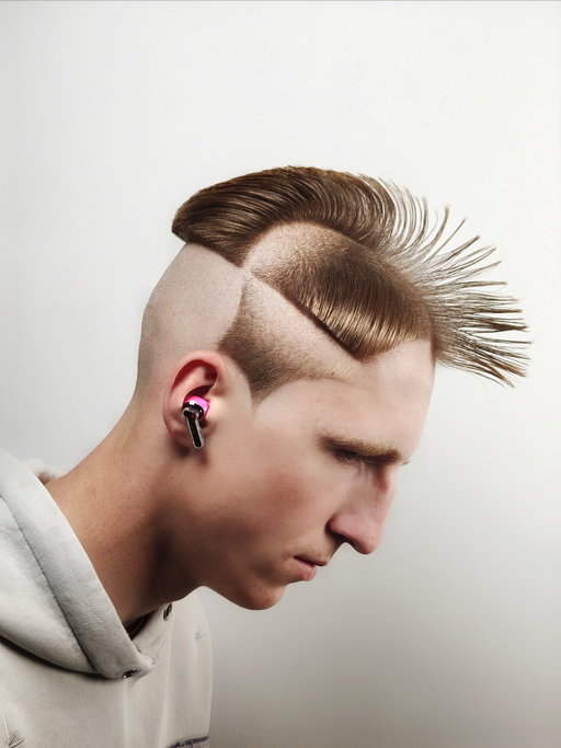 Cyberhawk + Ear (3a).
Shot on Nothing.

By @bohdan.vasylkov
