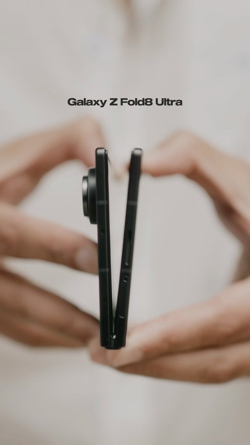 Thin in hand. Big on productivity. #GalaxyZFold8Ultra 
 
A foldable that feels more like a frame change than a device switch. 

↓ exclusive @tayrontoo wallpaper drop ↓ 
1. comment #ExploreGalaxy 
2. check your DMs to unlock exclusive @tayrontoo travel wallpapers
 
#ExploreGalaxy #SamsungPartner #ad @samsungcanada