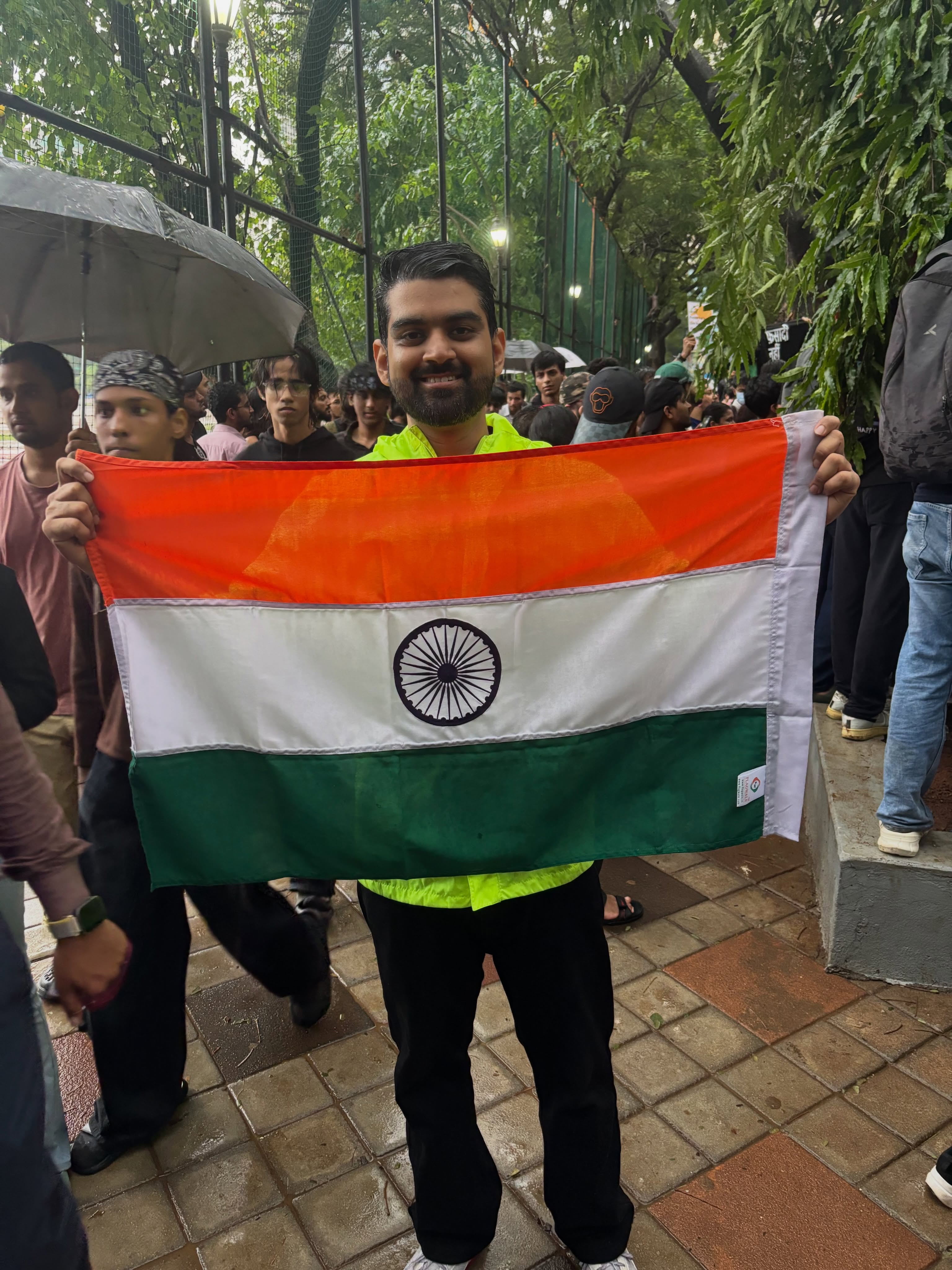 Mumbai Peaceful Protest 🙏🏻🇮🇳❤️ 
Thousands gathered for a cause showing that voices of students matter and they won’t keep silent in placing demands for a better country for us and our future generations. We shouted slogans together and the vibe over there literally gave me goosebumps. Initially I was unsure of going and didn’t know who else would show up but I met so many friends and fellow colleagues there that I am proud to be a part of this community. System you better take some accountability now!! 

Jai Hind!! ❤️🇮🇳

(CJP, Mumbai, Peaceful protest, Shivaji Park, Jantar Mantar, Cockroach Janta Party)